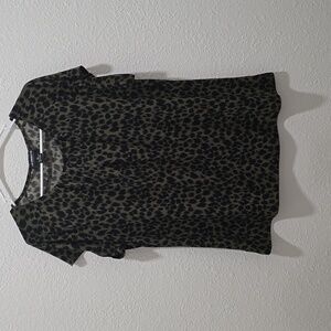 3/$15 Liz Claiborne - Women's Animal Print Short Sleeve Size X-Large